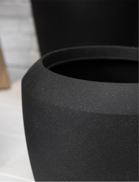 Norfolk Black Round Planters